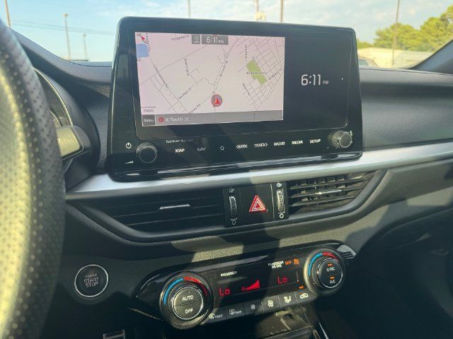 Used 2022 Kia Forte GT-Line w/ GT-Line Premium Package FWD image 16
