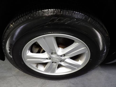 Used 2020 Chevrolet Trax LT w/ LT Convenience Package FWD image 19