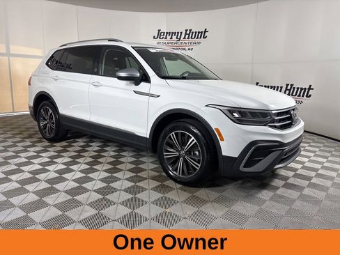 Used 2024 Volkswagen Tiguan Wolfsburg Edition image 4