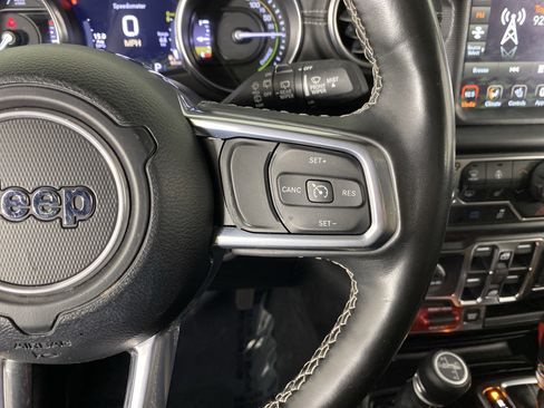 Used 2023 Jeep Wrangler Unlimited Rubicon 4xe w/ Cold Weather Group AWD/4WD image 25