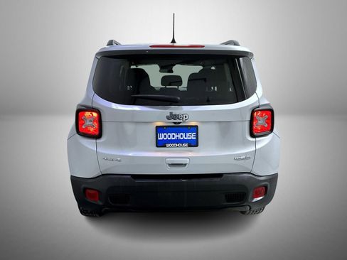 Used 2020 Jeep Renegade Latitude w/ Cold Weather Group image 6