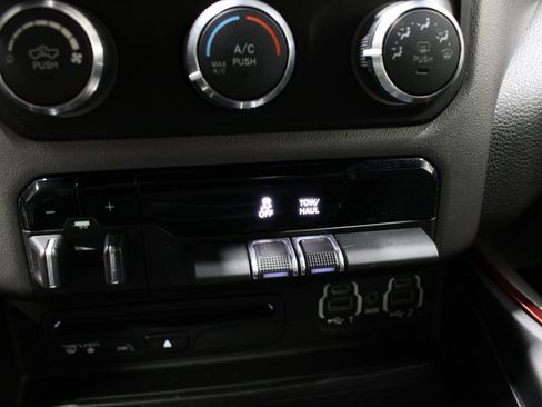 Used 2019 RAM 1500 Rebel w/ Rebel Level 1 Equipment Group AWD/4WD image 17