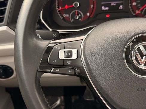 Used 2019 Volkswagen Jetta SE FWD image 27