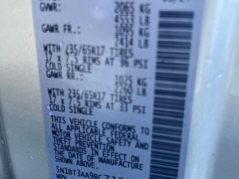 Certified 2024 Nissan Rogue S image 30