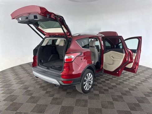 Used 2017 Ford Escape Titanium image 15