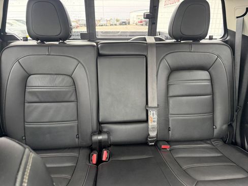 Used 2021 GMC Canyon Denali image 22