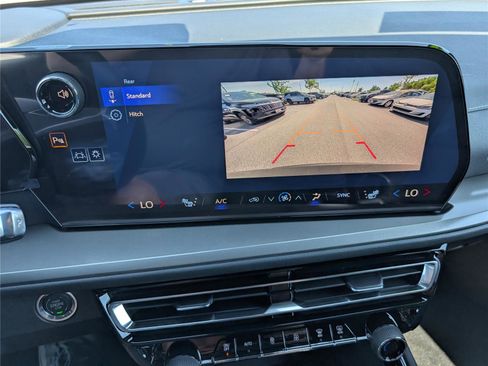 New 2026 Chevrolet Traverse LT AWD/4WD image 26
