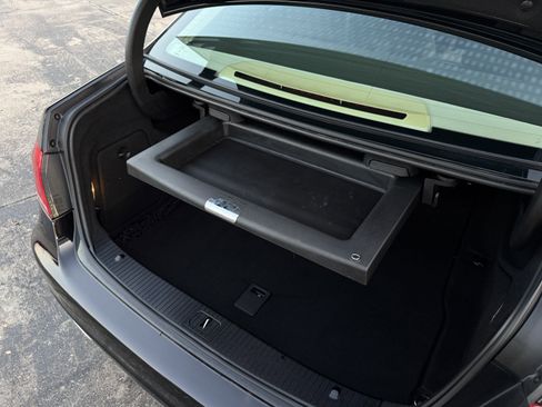 Used 2016 Mercedes-Benz E 350 Sedan w/ Premium Package image 40