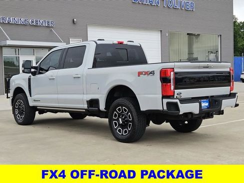 New 2026 Ford F250 Platinum w/ FX4 Off-Road Package AWD/4WD image 8