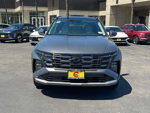 New 2025 Hyundai Tucson Limited image 3