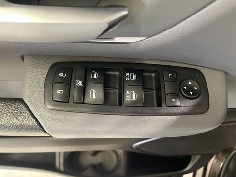 Certified 2019 RAM 1500 Big Horn AWD/4WD image 13