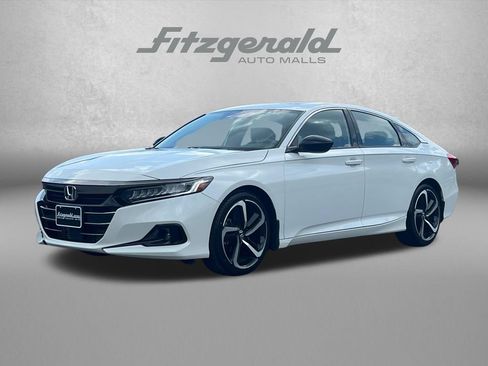 Used 2022 Honda Accord Sport image 2