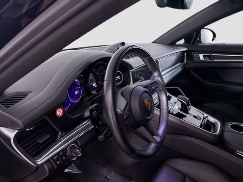 Used 2023 Porsche Panamera Platinum Edition w/ Assistance Package image 22
