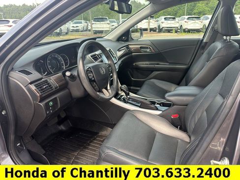 Used 2017 Honda Accord EX-L image 25