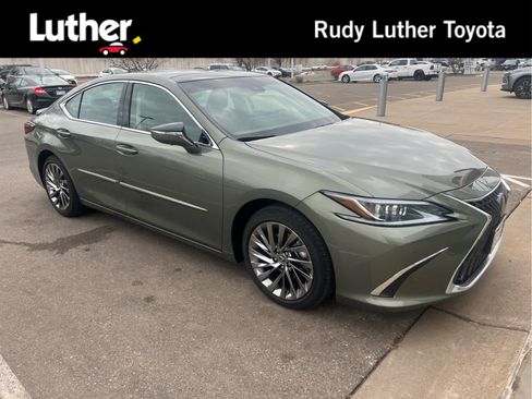 Used 2025 Lexus ES 350 w/ Luxury Package image 1