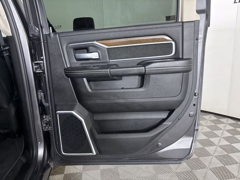 Used 2024 RAM 2500 Laramie image 24