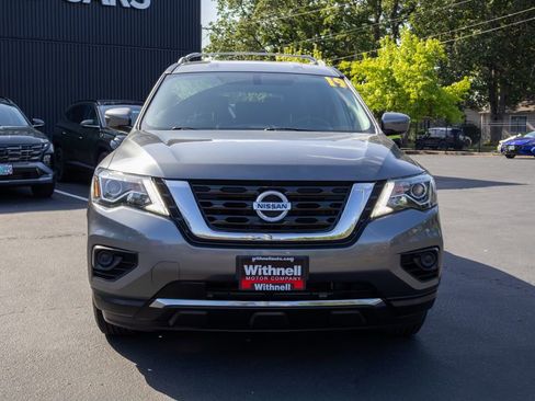 Used 2019 Nissan Pathfinder S AWD/4WD image 4