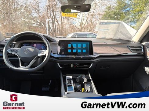 New 2026 Volkswagen Atlas SEL image 11