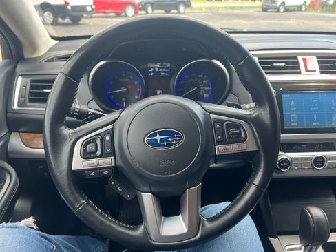 Used 2016 Subaru Outback 3.6R Limited image 21