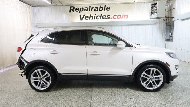 Used 2018 Lincoln MKC Reserve AWD/4WD image 4