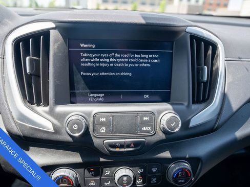 Used 2022 GMC Terrain SLT image 27