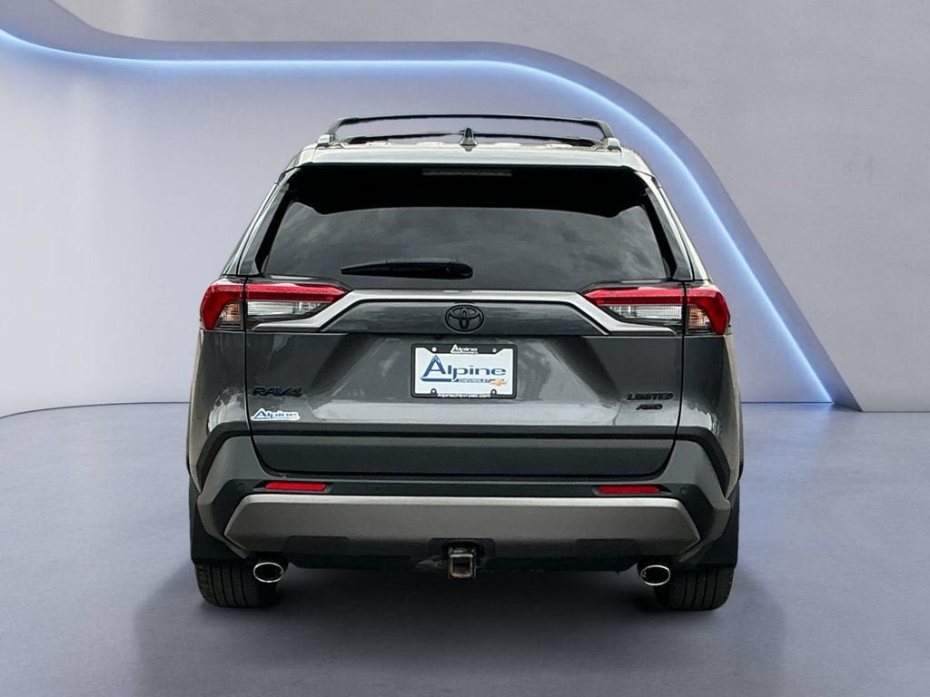 Used 2021 Toyota RAV4 Limited AWD/4WD image 4