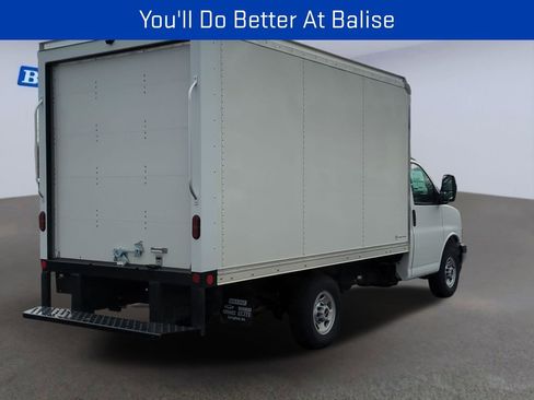 New 2025 GMC Savana 3500 w/ Power Convenience Package RWD image 3