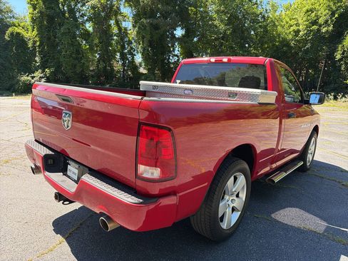 Used 2012 RAM 1500 Express RWD image 5