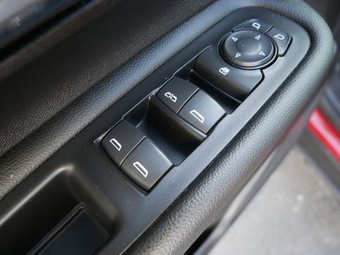 Used 2024 GMC Terrain SLT image 14