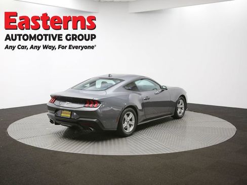 Used 2024 Ford Mustang Coupe image 37