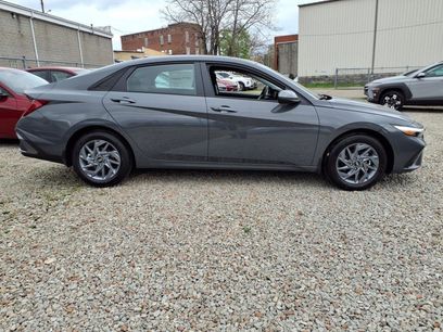 New 2025 Hyundai Elantra Blue