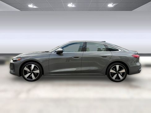 Used 2025 Audi A5 2.0T Premium Plus w/ Premium Plus image 2