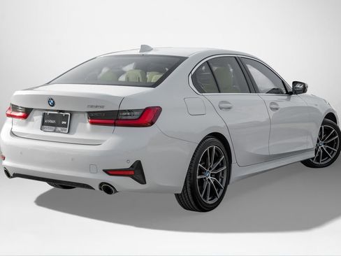 Used 2020 BMW 330i Sedan w/ Convenience Package image 6