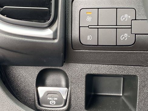 Used 2025 RAM ProMaster 3500 w/ Quick Order Package 22H SLT+ FWD image 21