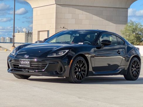 Used 2025 Subaru BRZ Limited image 3