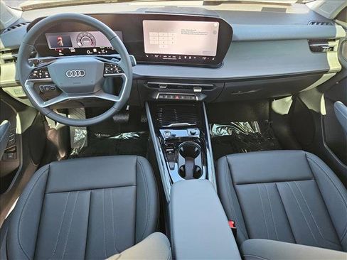 New 2026 Audi Q3 quattro 2.0T AWD/4WD image 11
