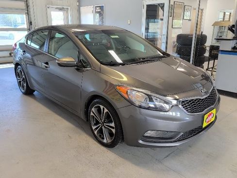 Used 2014 Kia Forte EX w/ Premium Package FWD image 7