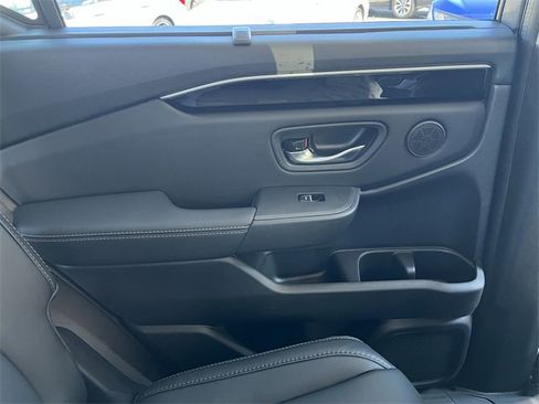 New 2025 Honda Pilot EX-L image 42