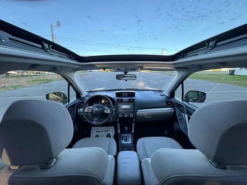 Used 2014 Subaru Forester 2.5i Premium w/ All-Weather Package AWD/4WD image 20