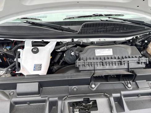 New 2025 Chevrolet Express 3500 Work Van w/ Power Convenience Package image 20