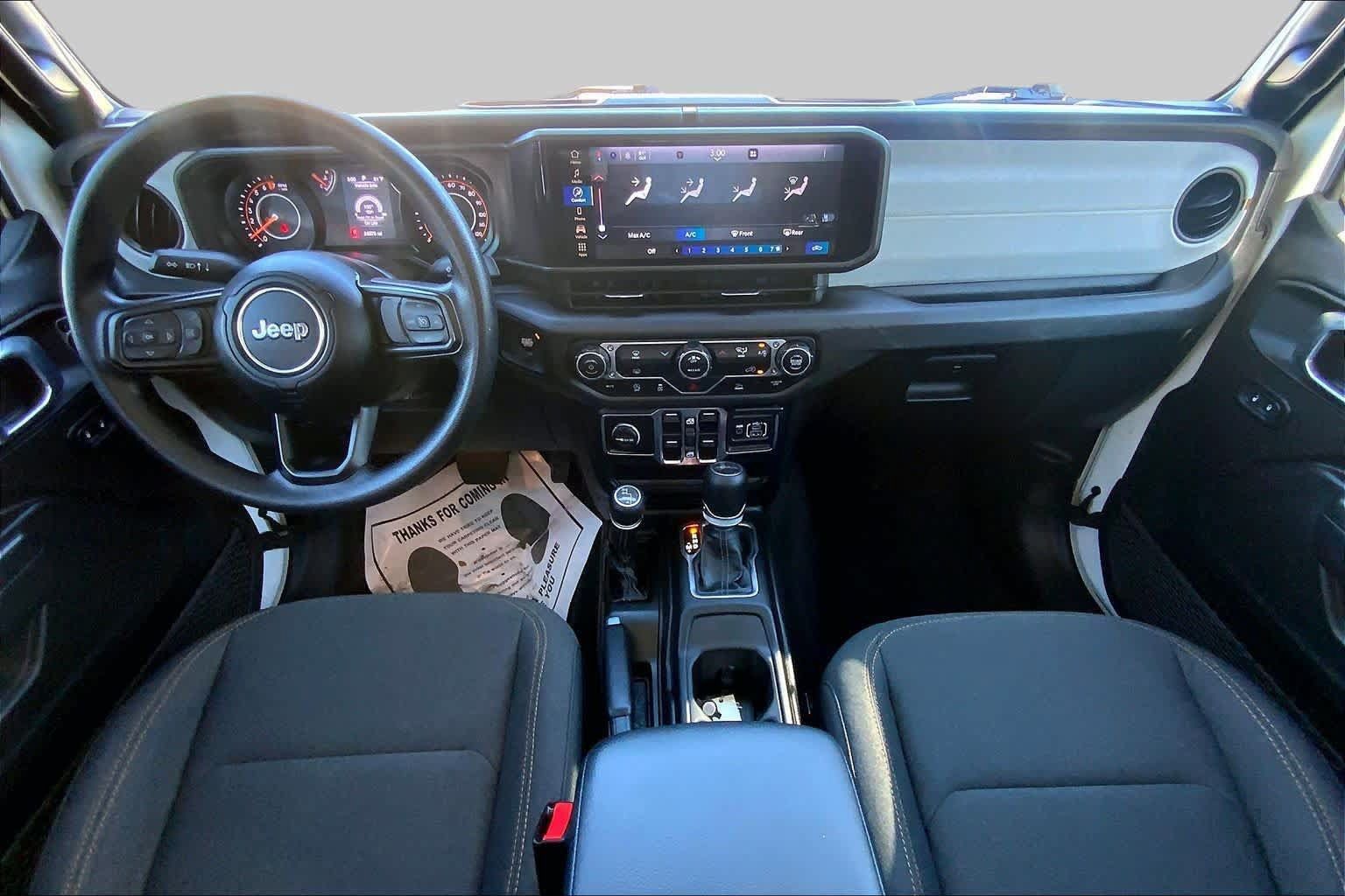 Used 2025 Jeep Gladiator Sport AWD/4WD image 14