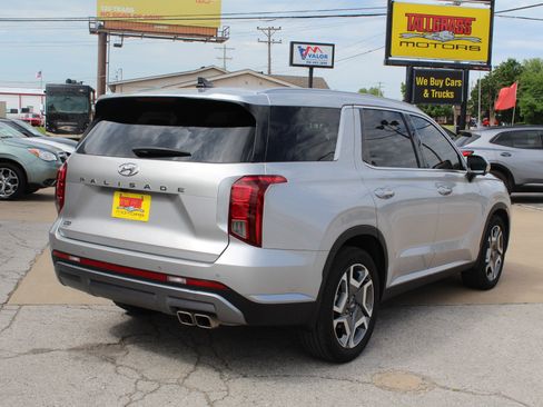 Used 2025 Hyundai Palisade SEL FWD image 5