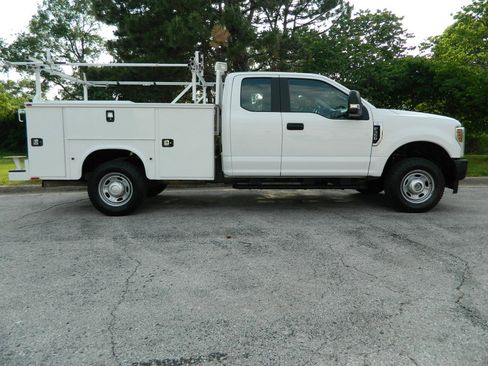 Used 2019 Ford F350 XL w/ Power Equipment Group AWD/4WD image 5