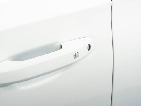 Used 2024 Chevrolet Tahoe LS image 14