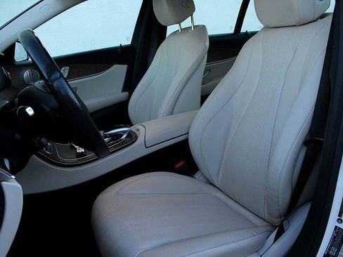 Used 2018 Mercedes-Benz E 300 image 10