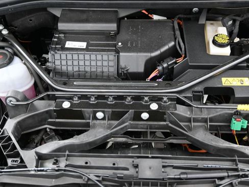 Used 2024 Audi Q4 e-tron Premium Plus w/ Premium Plus image 40