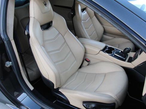 Used 2013 Maserati GranTurismo Sport RWD image 18