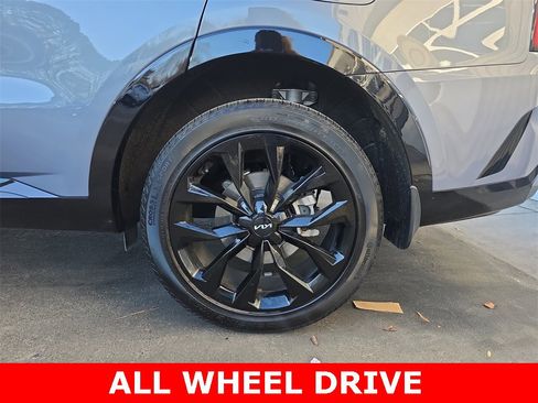 Used 2023 Kia Sorento SX image 36