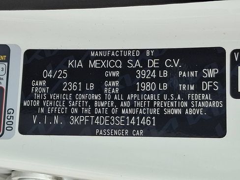 Certified 2025 Kia K4 FWD image 26