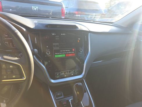 Used 2025 Subaru Outback Limited image 7